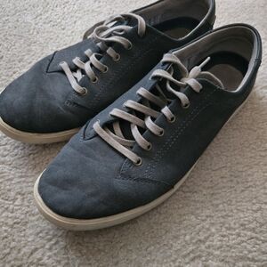 Clark's blue suede lace ups very lightly used, great shape